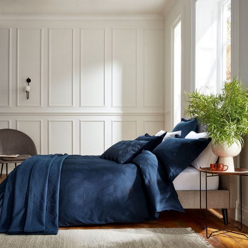 Osaka Jacquard Geometric Bedding in Midnight Blue